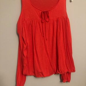 〽️REDUCED〽️ No shoulder top